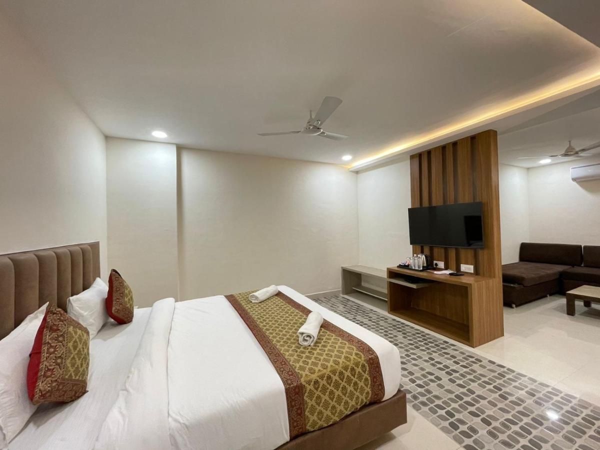 Santoor Hotel Varanasi